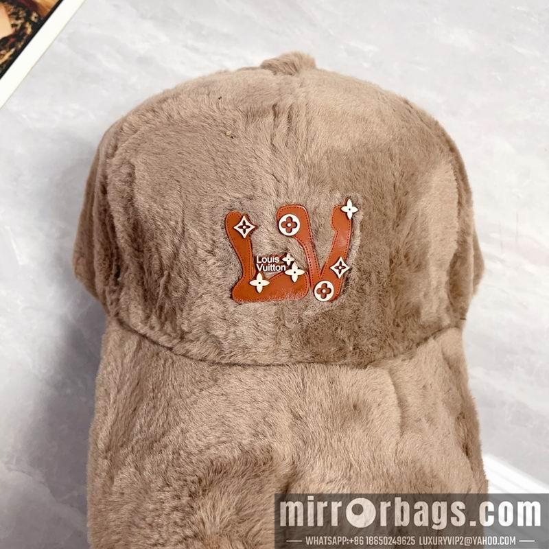 LV Hat dx100