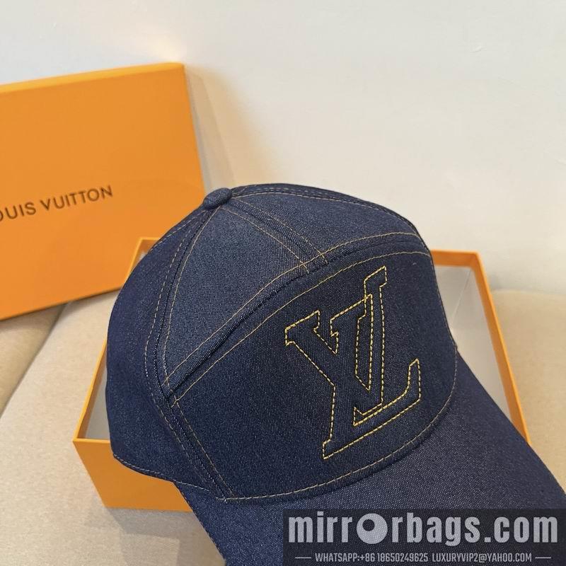 LV Hat dx32