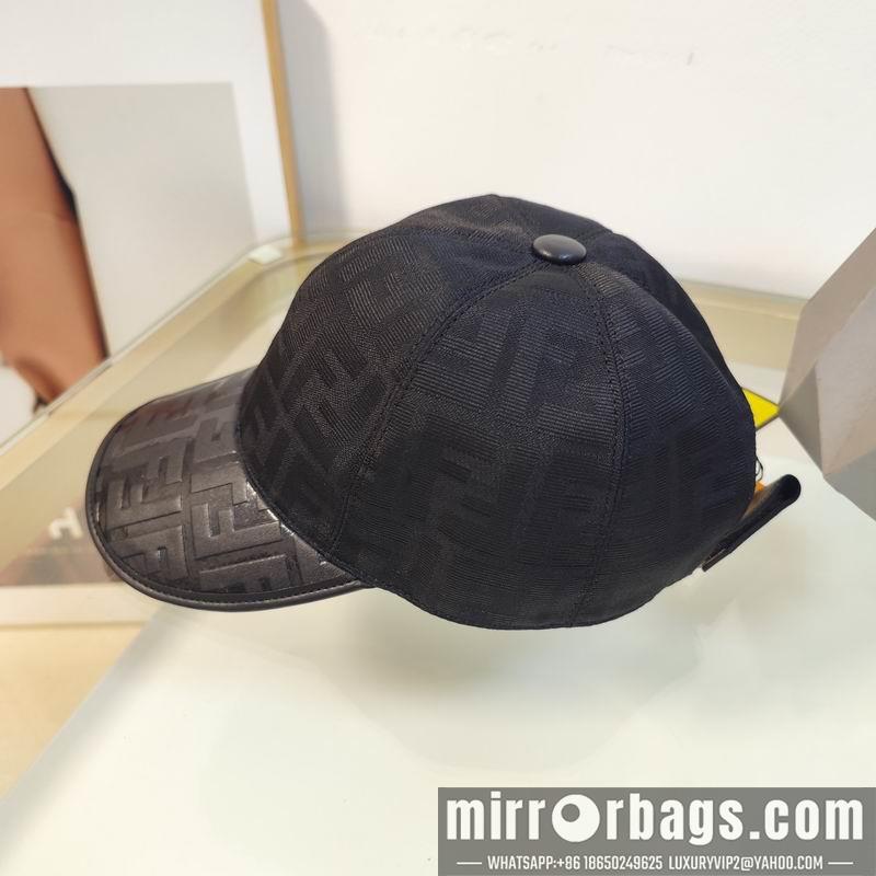 Fendi Hat dx70