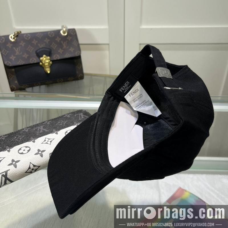 Fendi Hat dx03