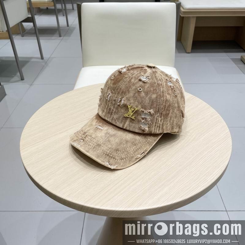 LV Hat 032001