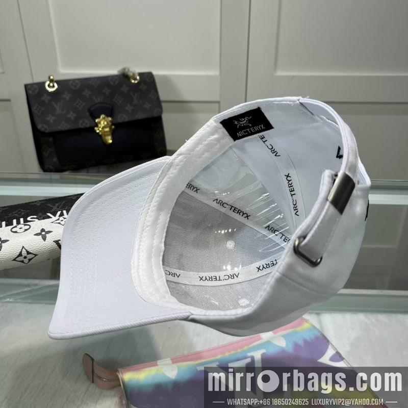 Arcteryx Hat dx13