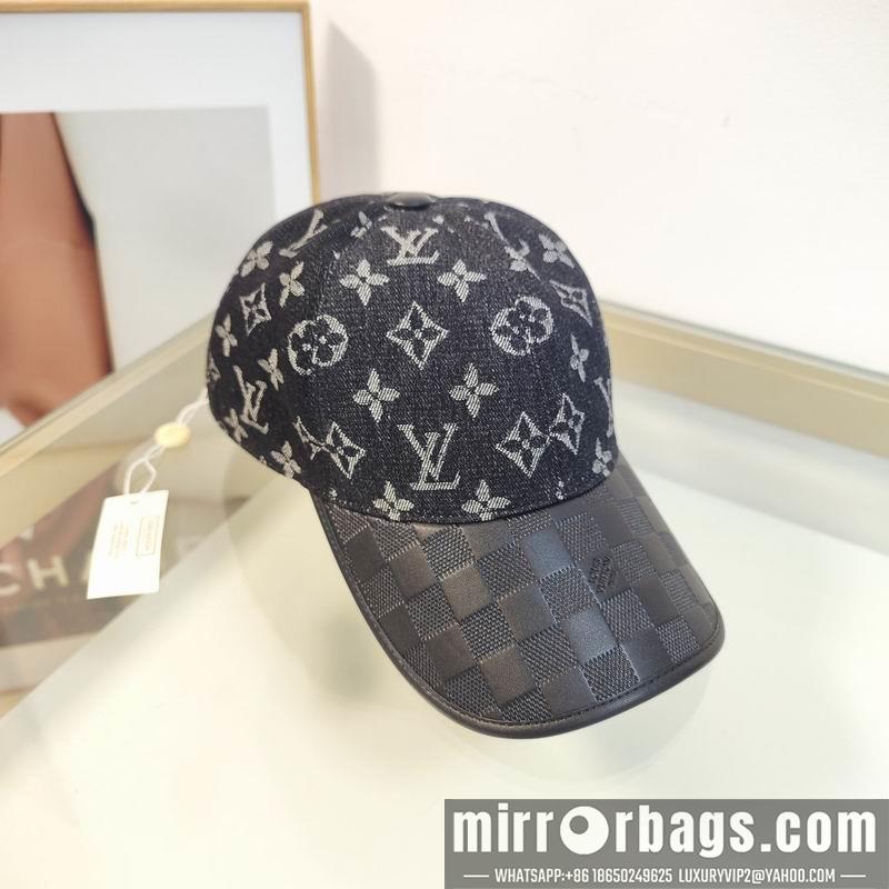 LV Hat dx136