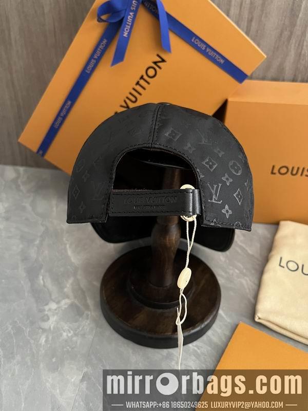 LV Hat dx43