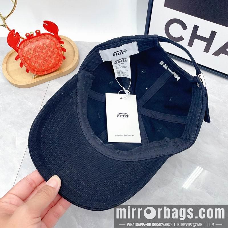 Emis Hat dx02