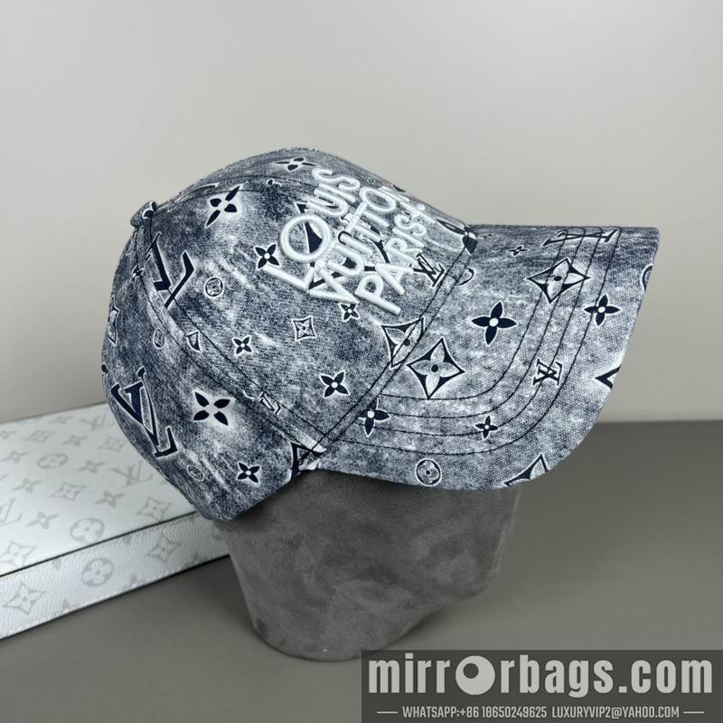 LV Hat dx52
