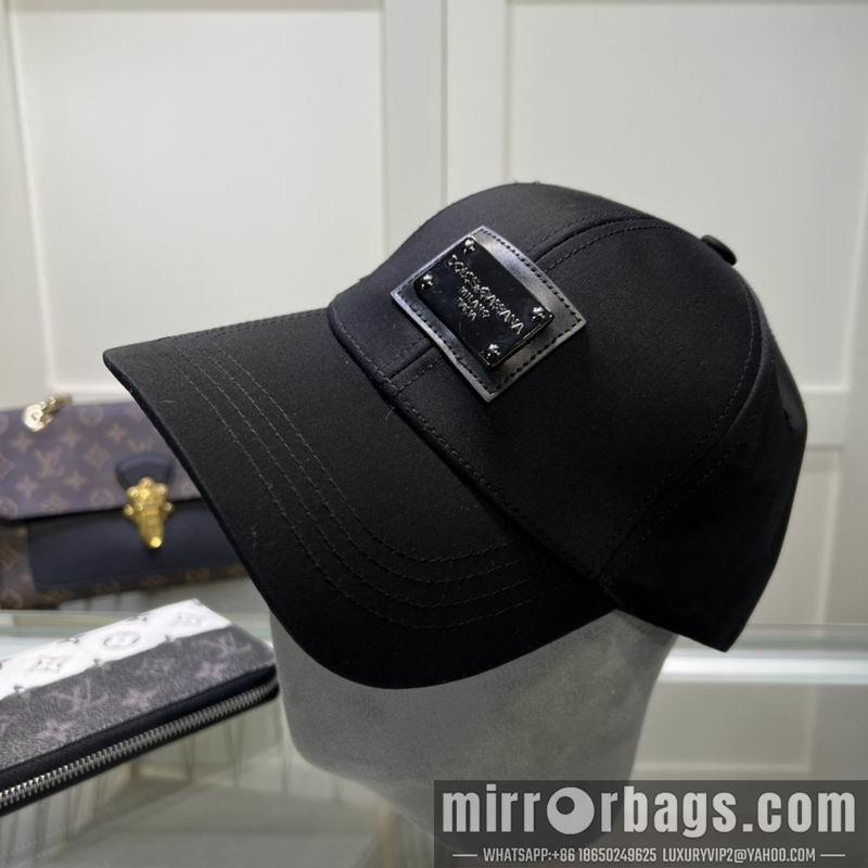 DG Hat dx01