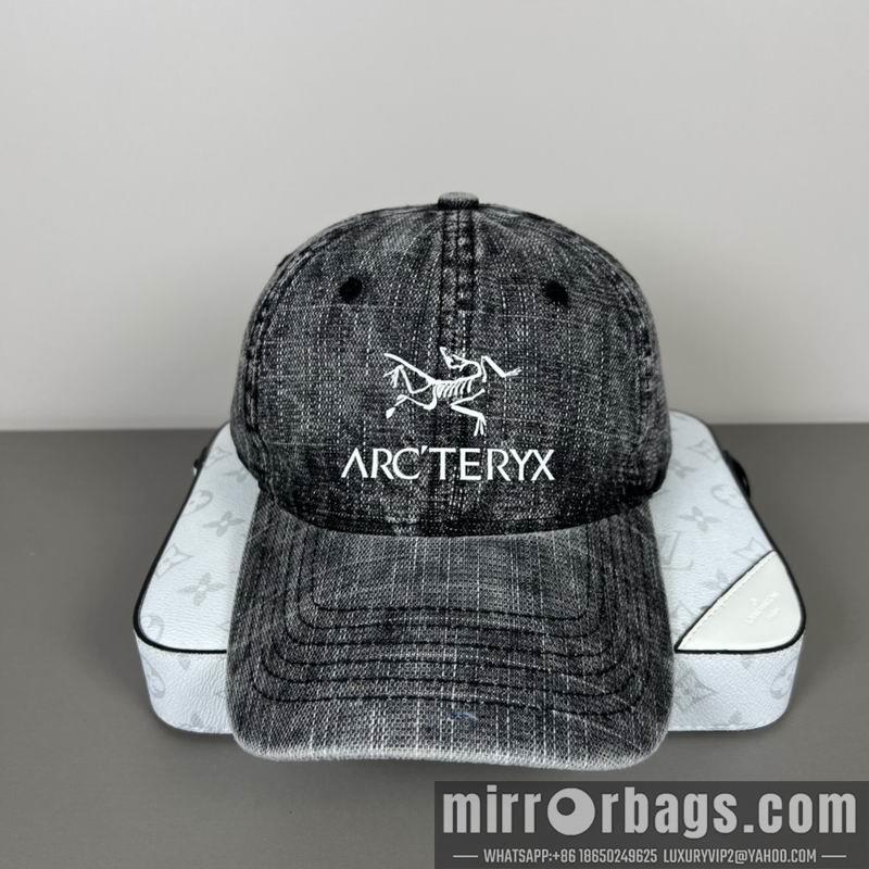 Arcteryx Hat dx16