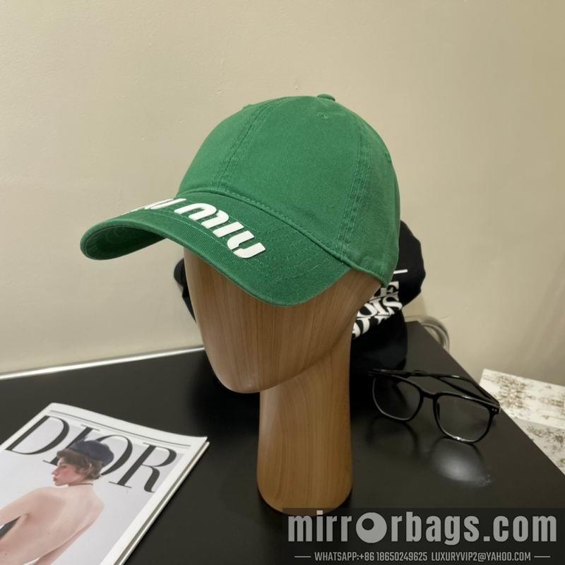 MiuMiu Hat 042701