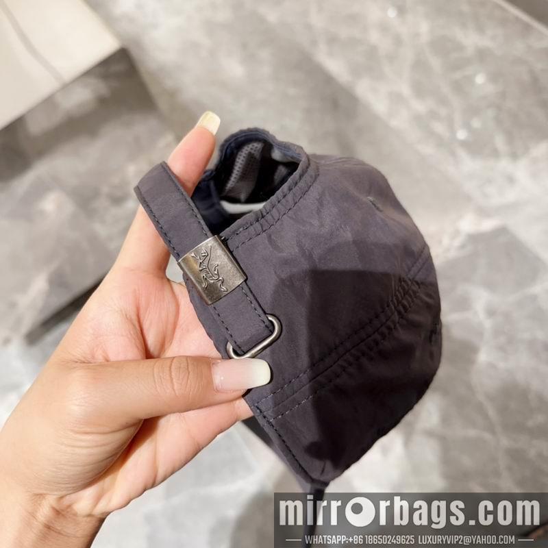 Arcteryx Hat dx10