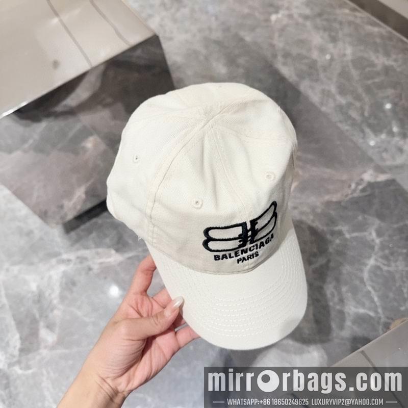 Balenciaga Hat 041701