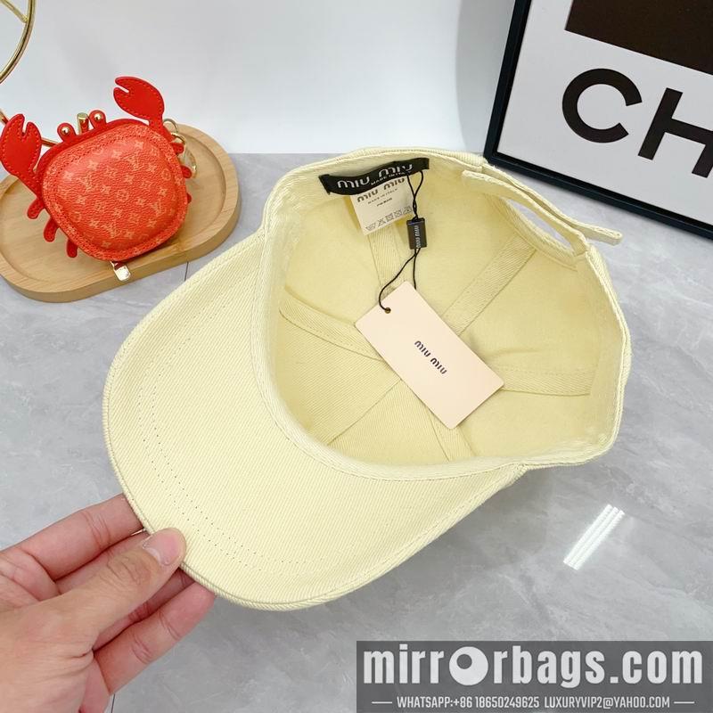Miumiu Hat dx03