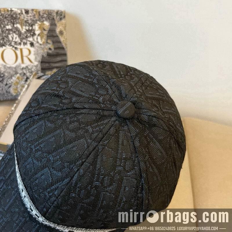 Dior Hat dx19