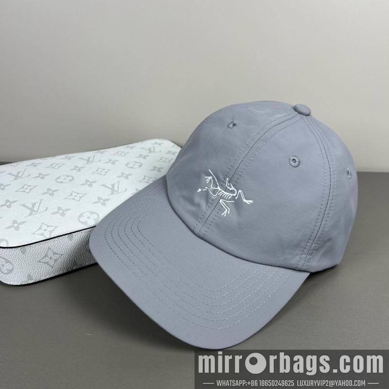 Arcteryx Hat dx20