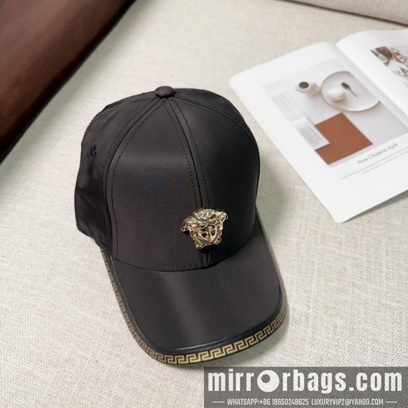 Versace Hat dx08