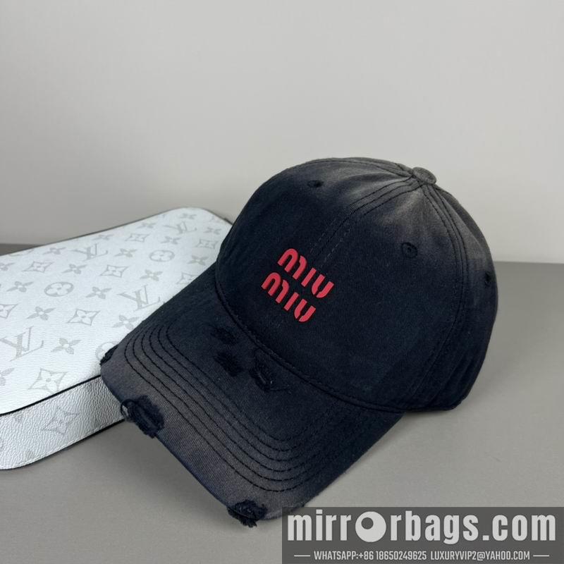 Miumiu Hat dx44