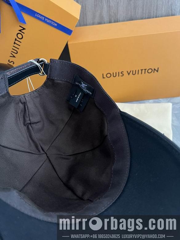 LV Hat dxn09