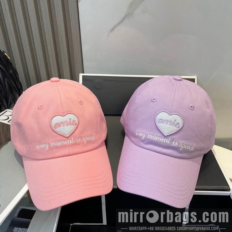 Emis Hat dx09