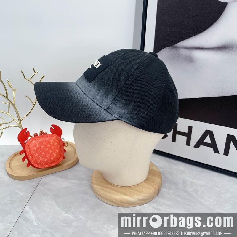 Fendi Hat dx70