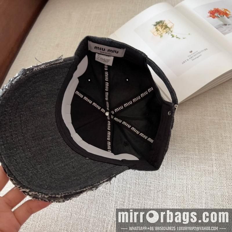 Miumiu Hat dx13