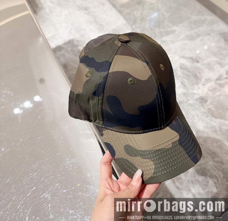 Prada Hat 041704