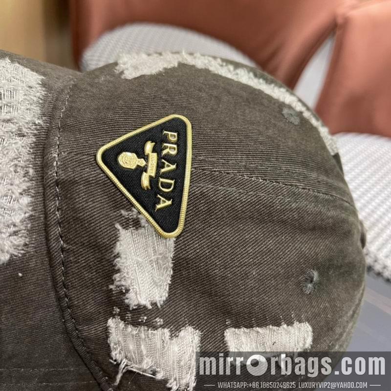 Prada Hat 021001