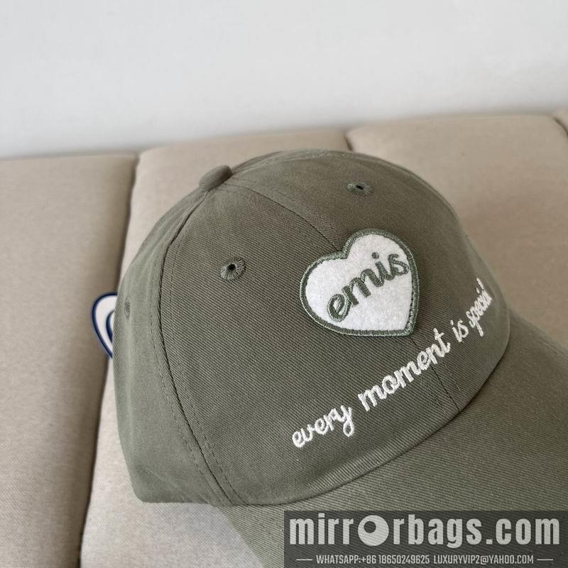 Emis Hat dx07