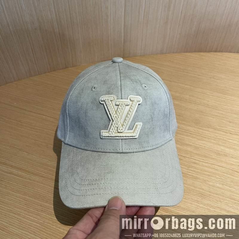 LV Hat 121405