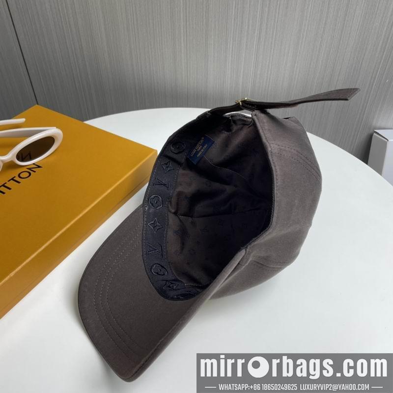 LV Hat dx159