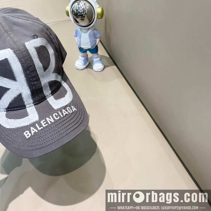 Balenciaga Hat 081401