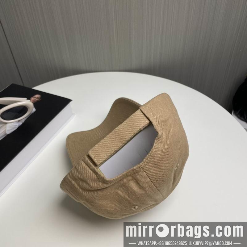 Balenciaga Hat dx85