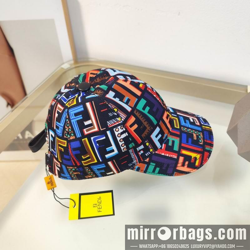 Fendi Hat dx71