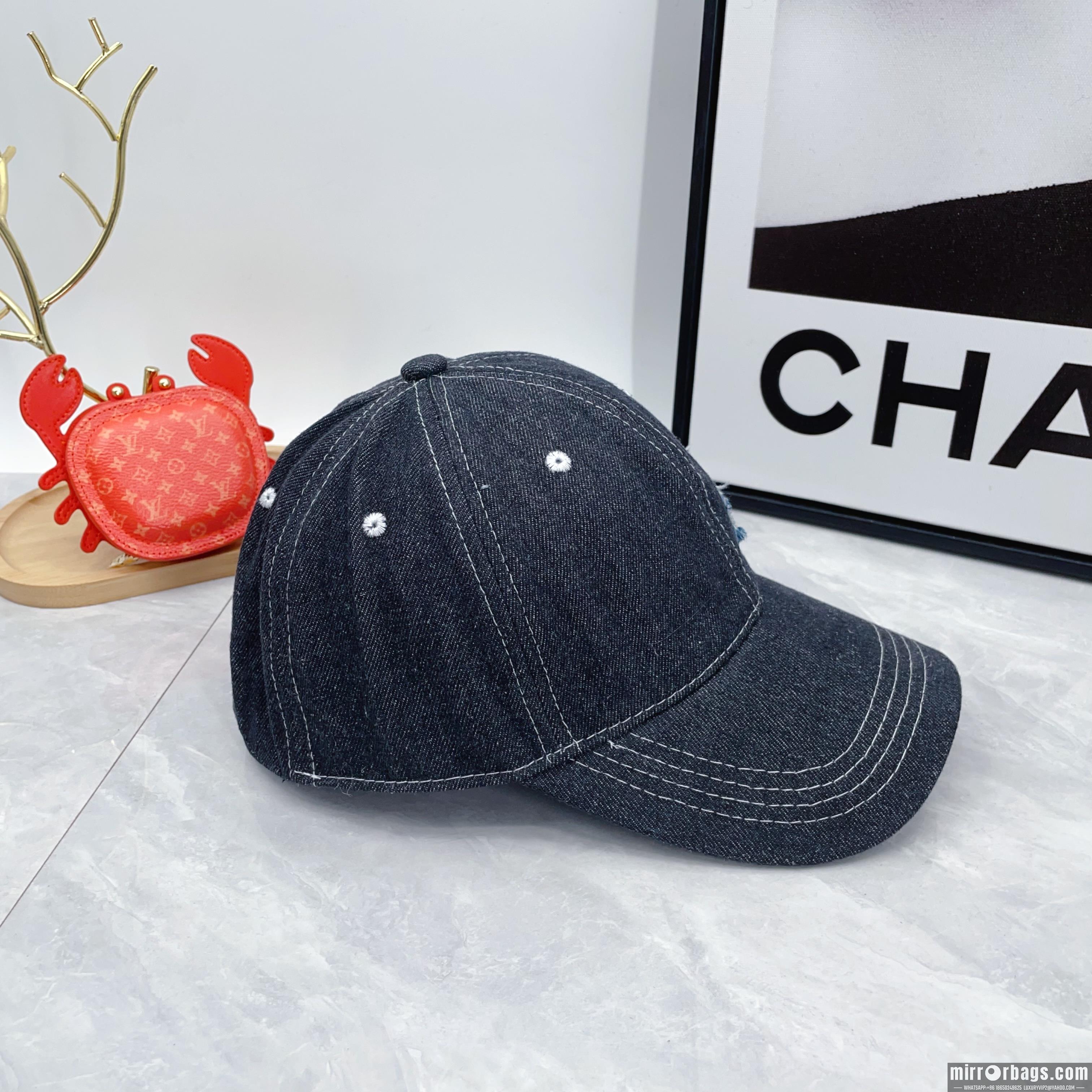 Chanel Hat dx01