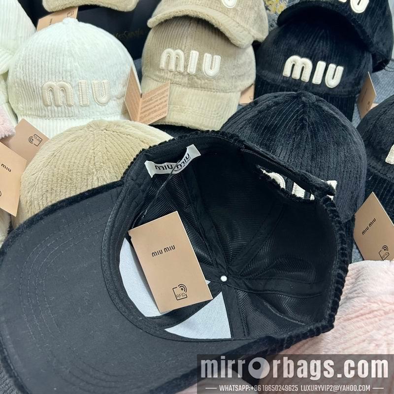 Miumiu Hat dx84