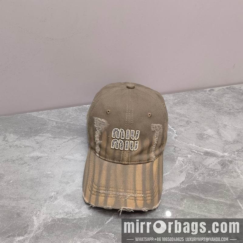 Miumiu Hat dx08