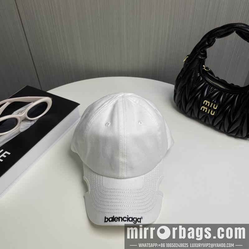 Balenciaga Hat dx95