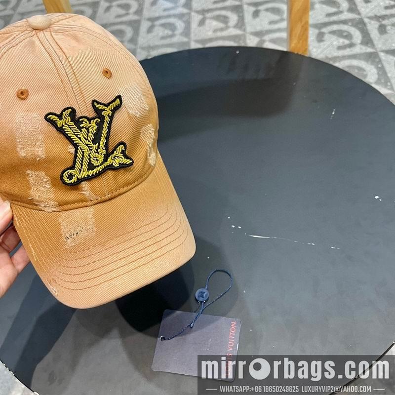 LV Hat 042810