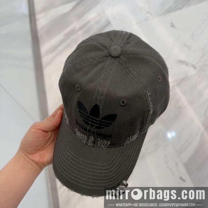 Balenciaga Hat dx78