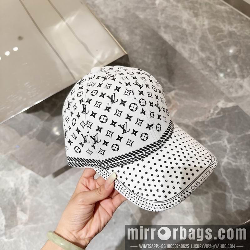 LV Hat 072806