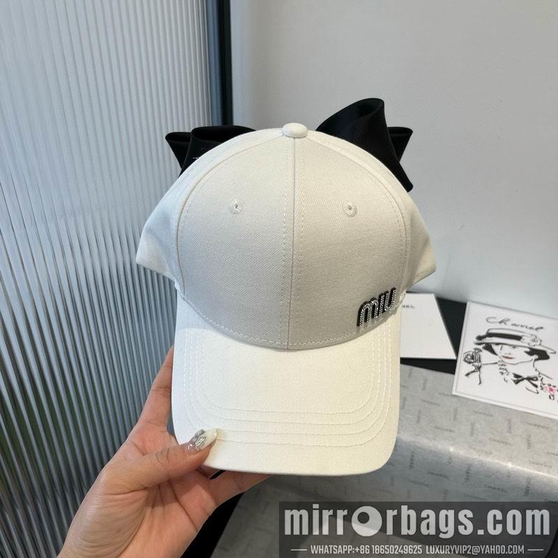 Miumiu Hat dx06
