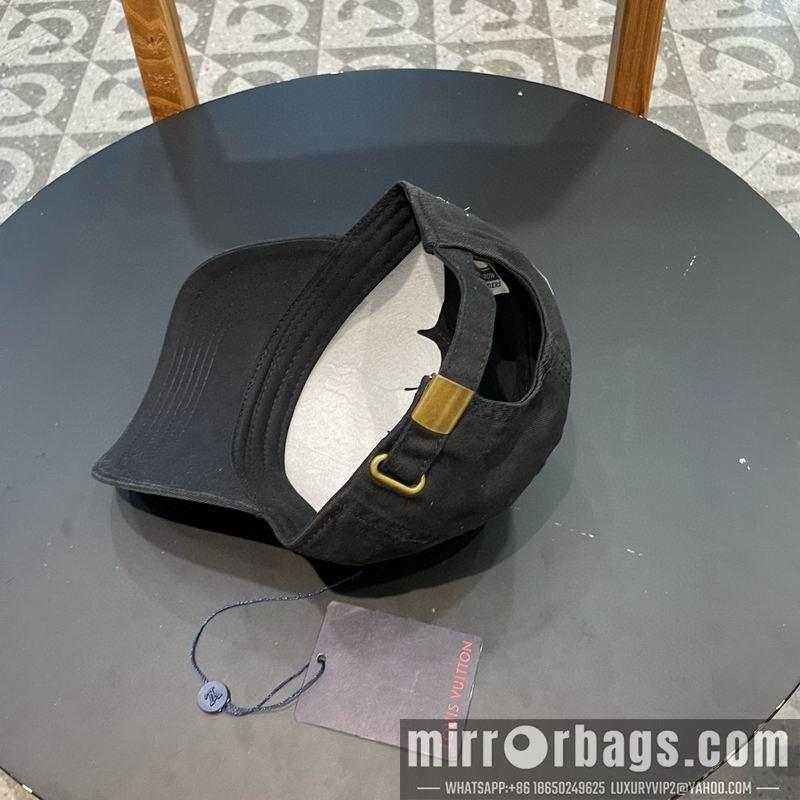 LV Hat 020802