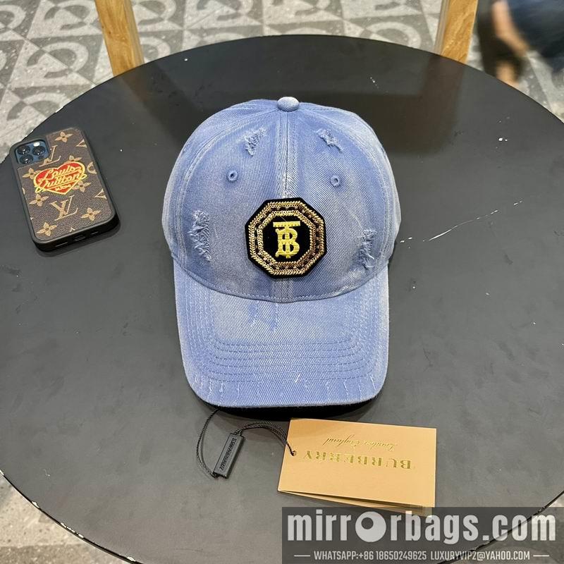 Burberry Hat 041701