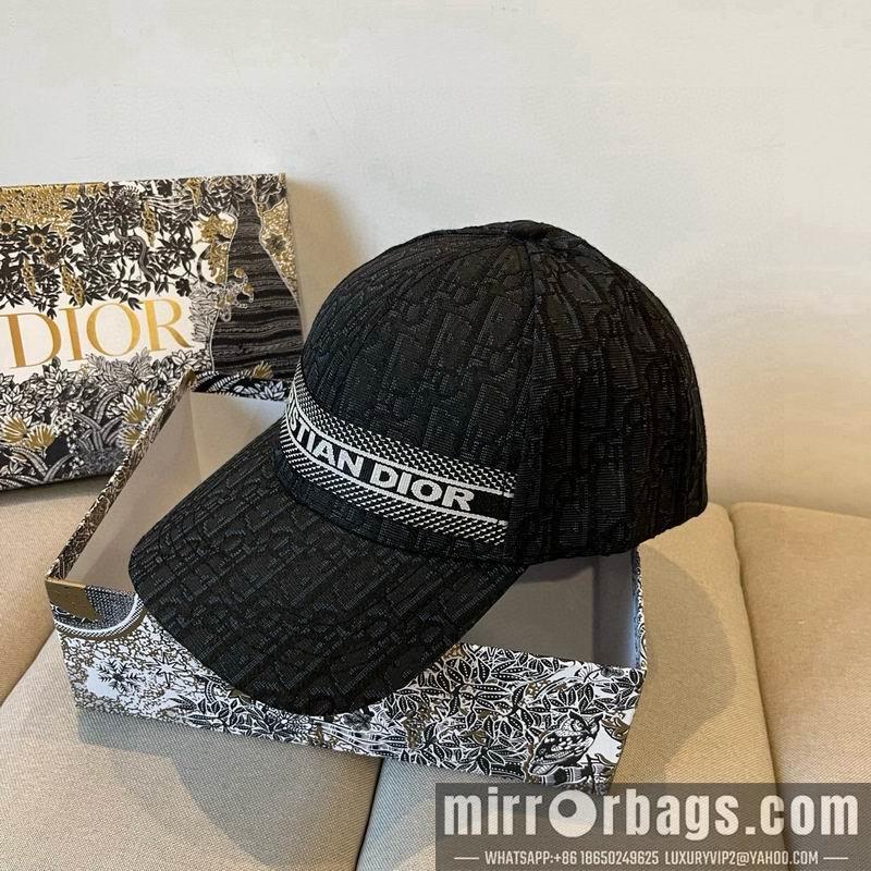 Dior Hat dx19