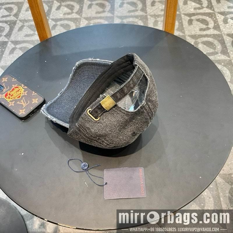 LV Hat 072302