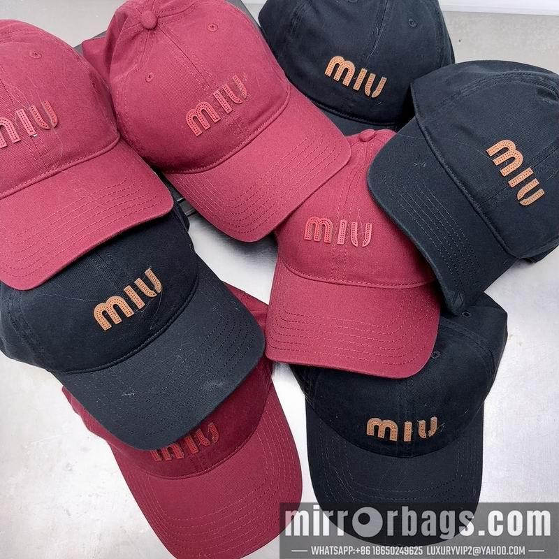 Miumiu Hat dx81