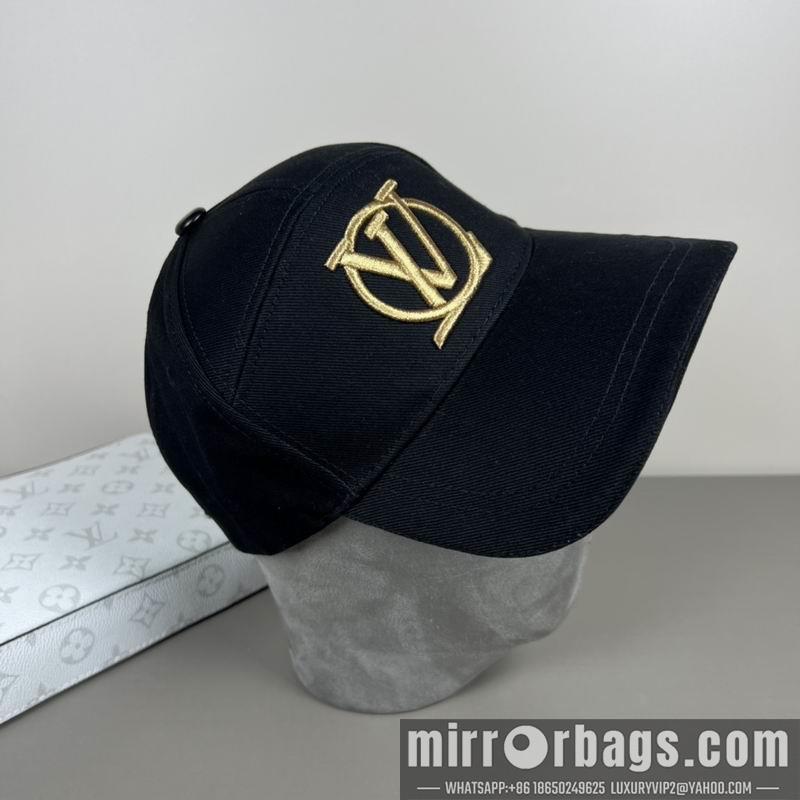 LV Hat dx44