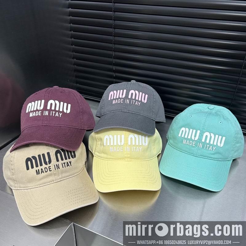 Miumiu Hat dx08