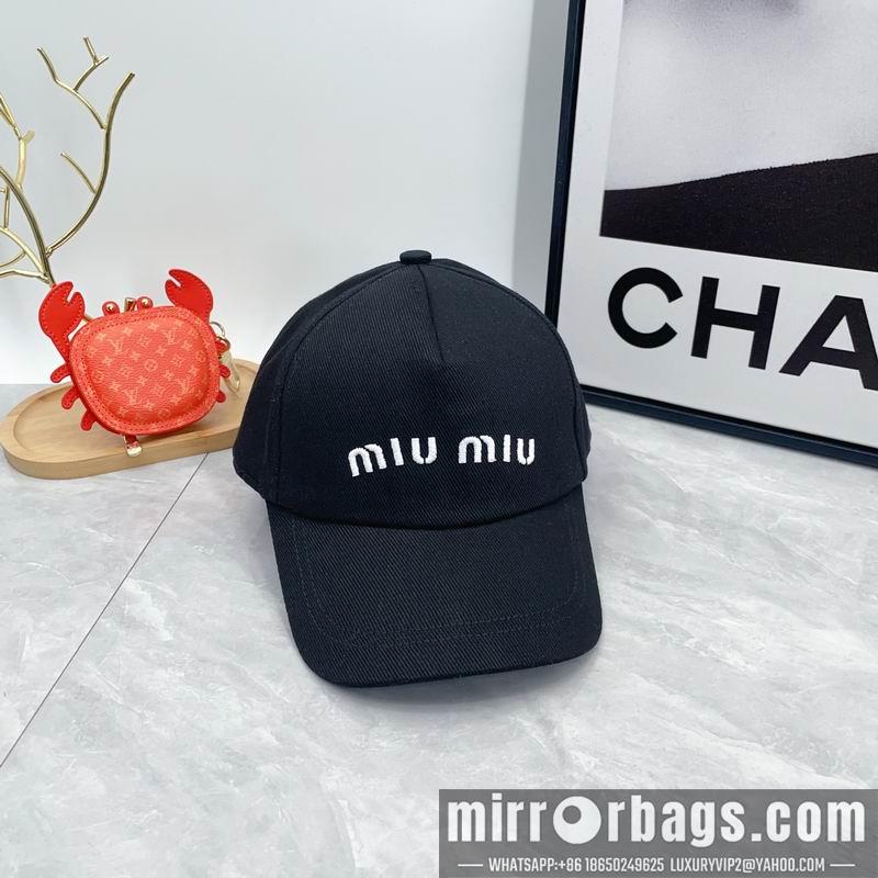 Miumiu Hat dx03