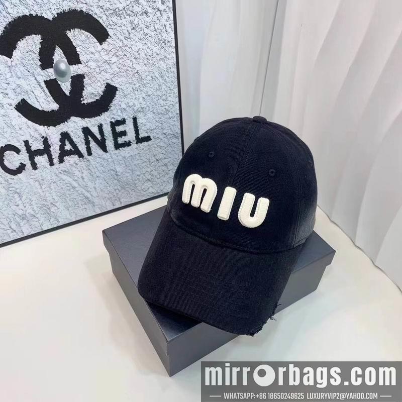 Miumiu Hat dx21