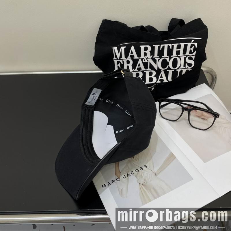 Dior Hat dx0528
